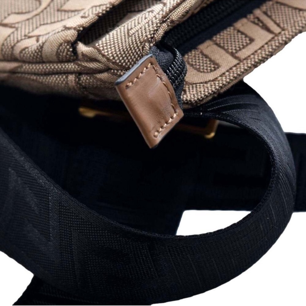 Versace La Medusa Tan Crossbody Bag NWT and Dust Bag Retails: $850 - Picture 6 of 8